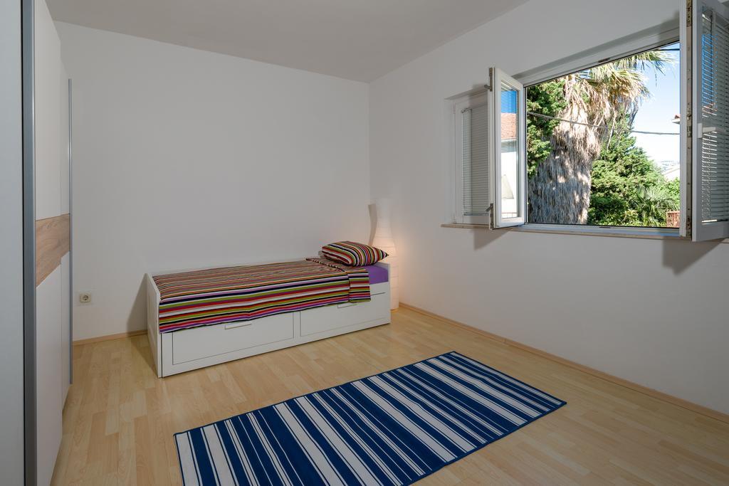 Garden Apartment Kaštela Camera foto